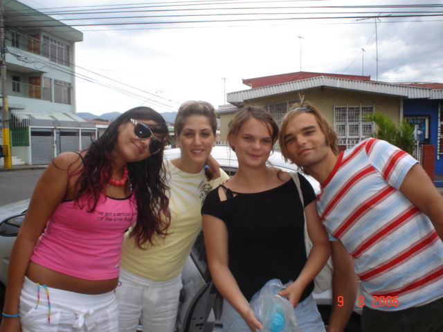 Manuel Antonio, villa nueva!!!! BUENASO!! 001