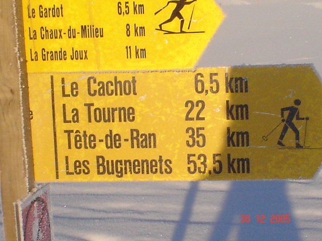 Neuch�tel OUI OUI -35� Brevine (21)